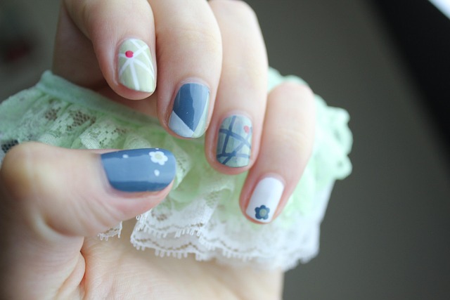 Featured Nail Art - hand-picked manicure design