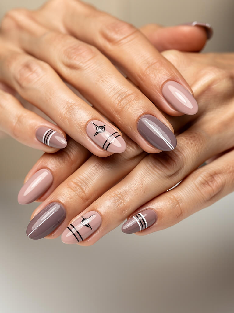Minimal Nails - nail art inspiration